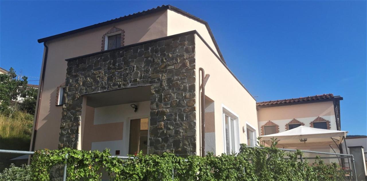 Il Debbio Villa Ricco del Golfo di Spezia Luaran gambar