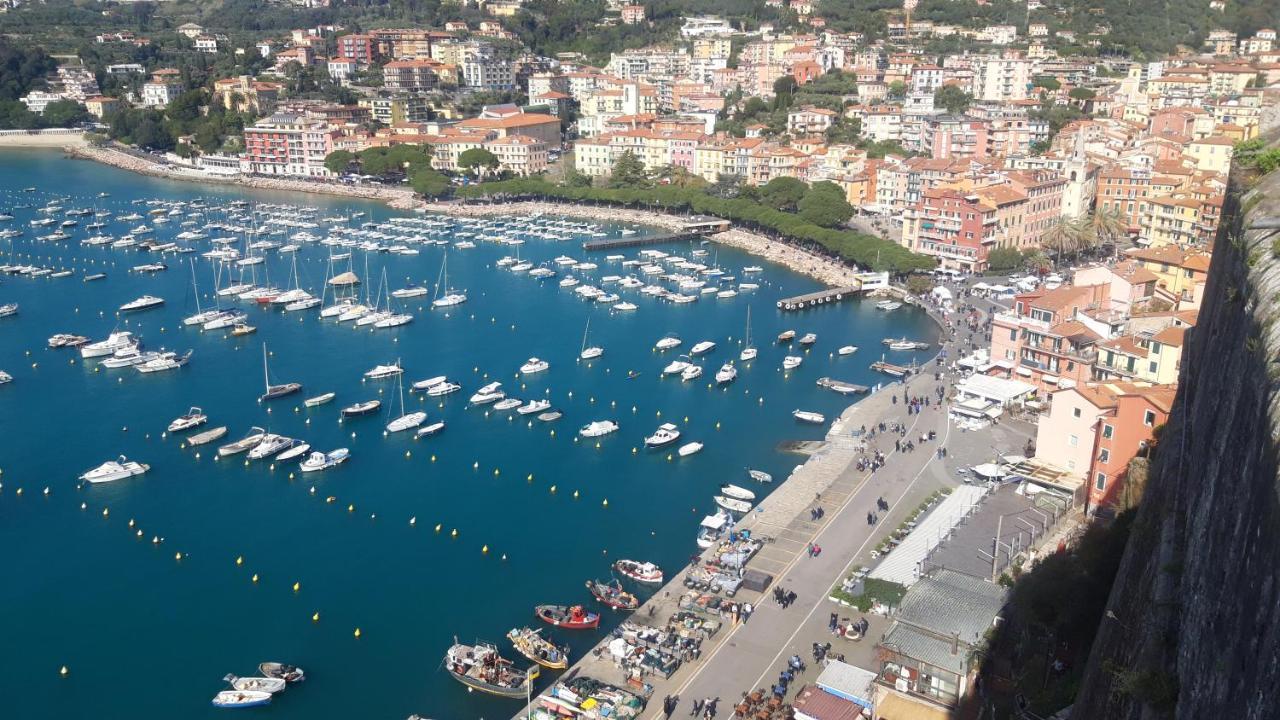 Il Debbio Villa Ricco del Golfo di Spezia Luaran gambar