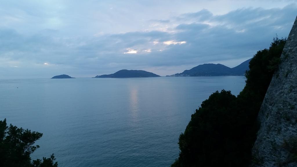 Il Debbio Villa Ricco del Golfo di Spezia Luaran gambar